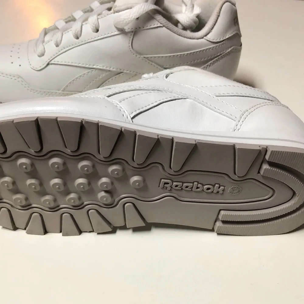 New white Reebox - Picture 4 of 4